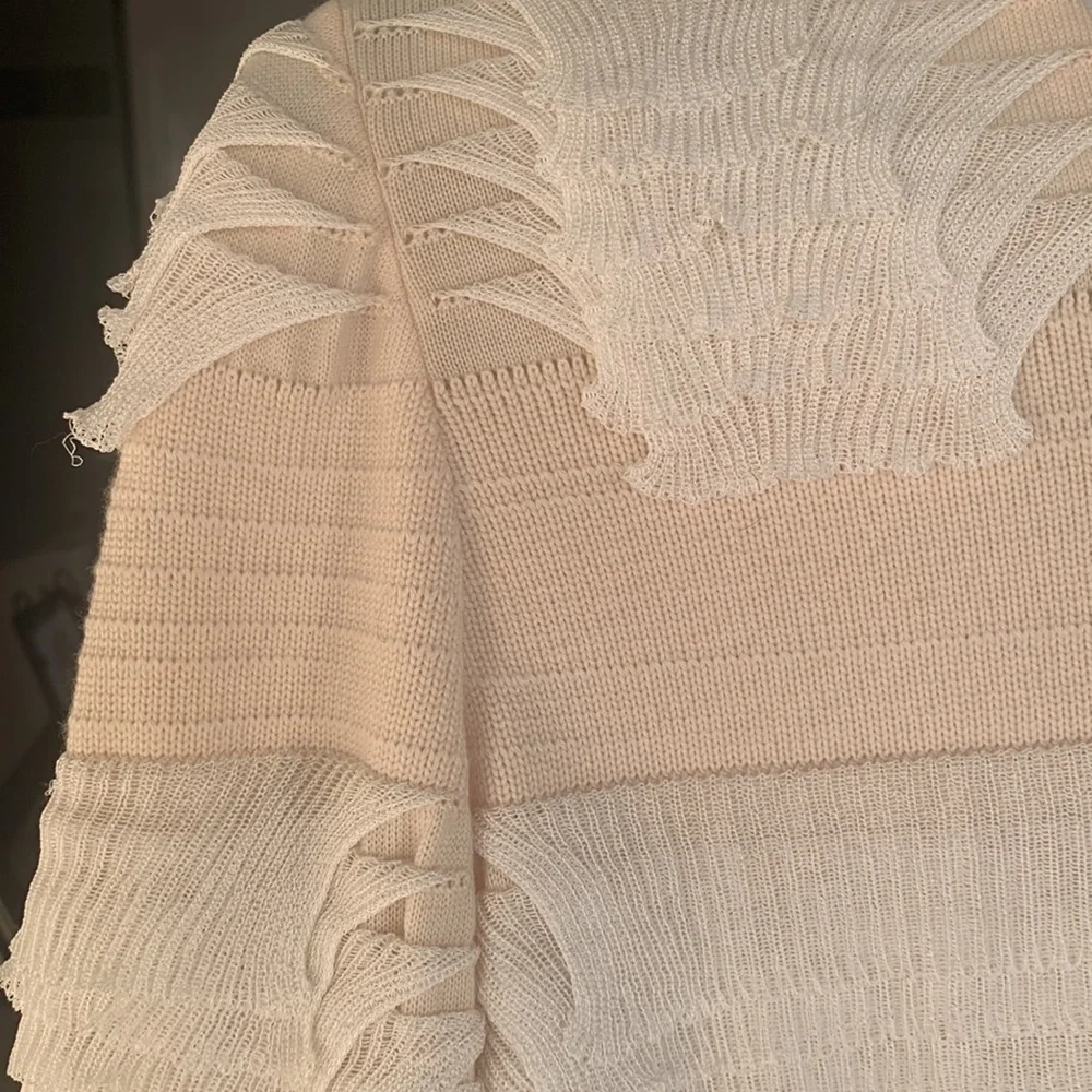 Sweater - Picture 2 of 4